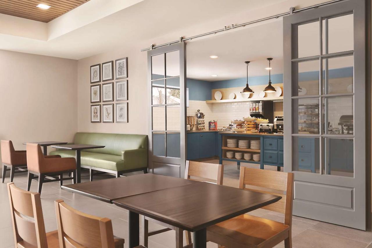 Country Inn & Suites By Radisson, Belleville, On Екстериор снимка