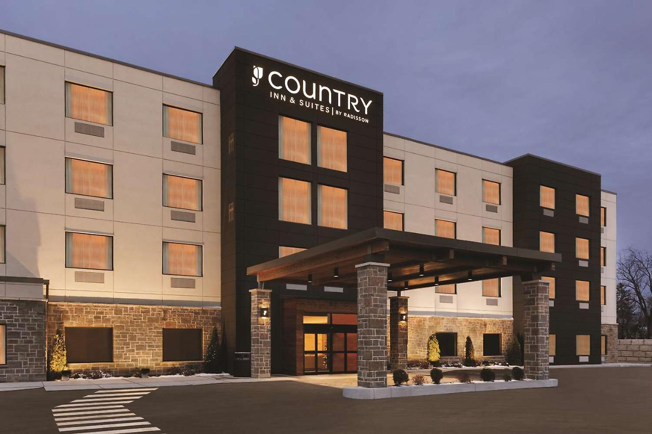 Country Inn & Suites By Radisson, Belleville, On Екстериор снимка