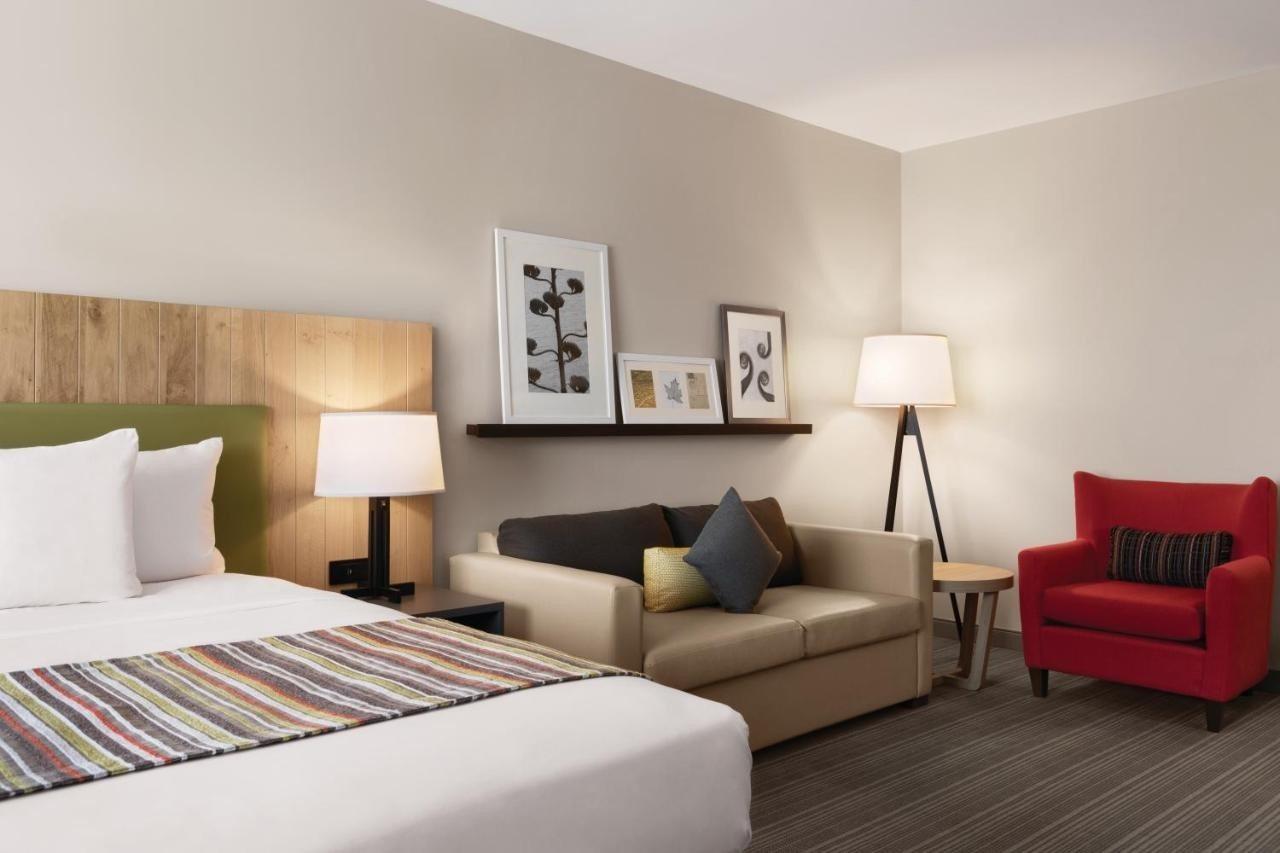 Country Inn & Suites By Radisson, Belleville, On Екстериор снимка