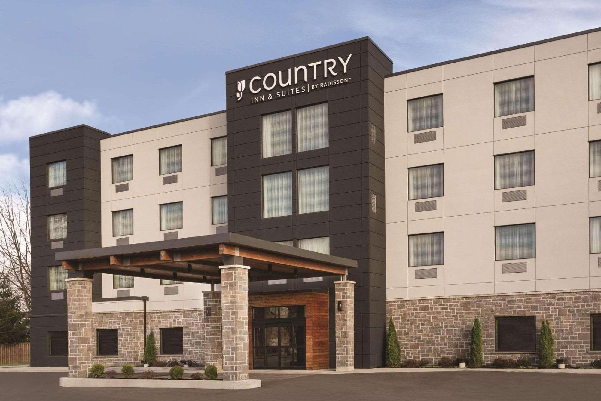 Country Inn & Suites By Radisson, Belleville, On Екстериор снимка