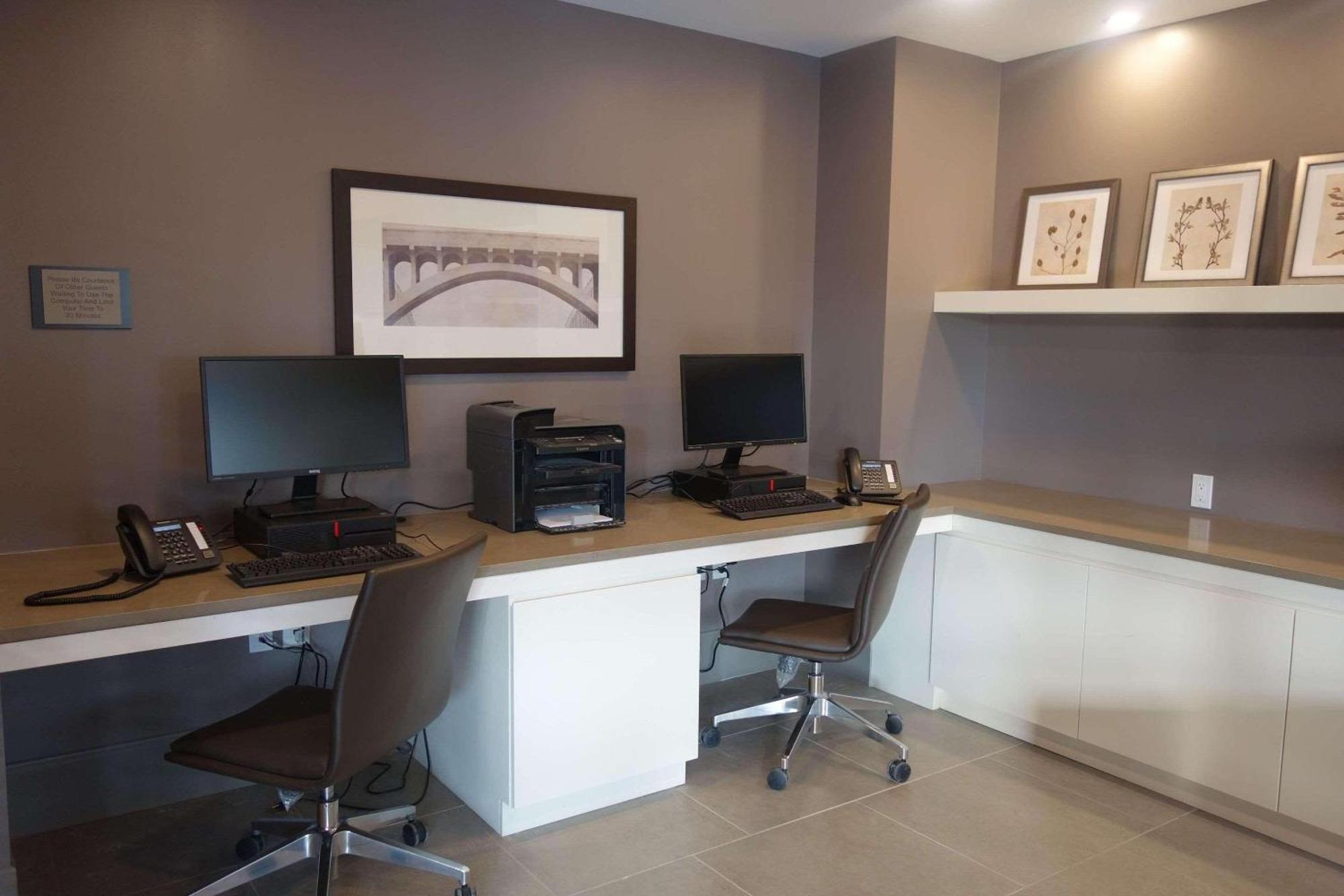 Country Inn & Suites By Radisson, Belleville, On Екстериор снимка