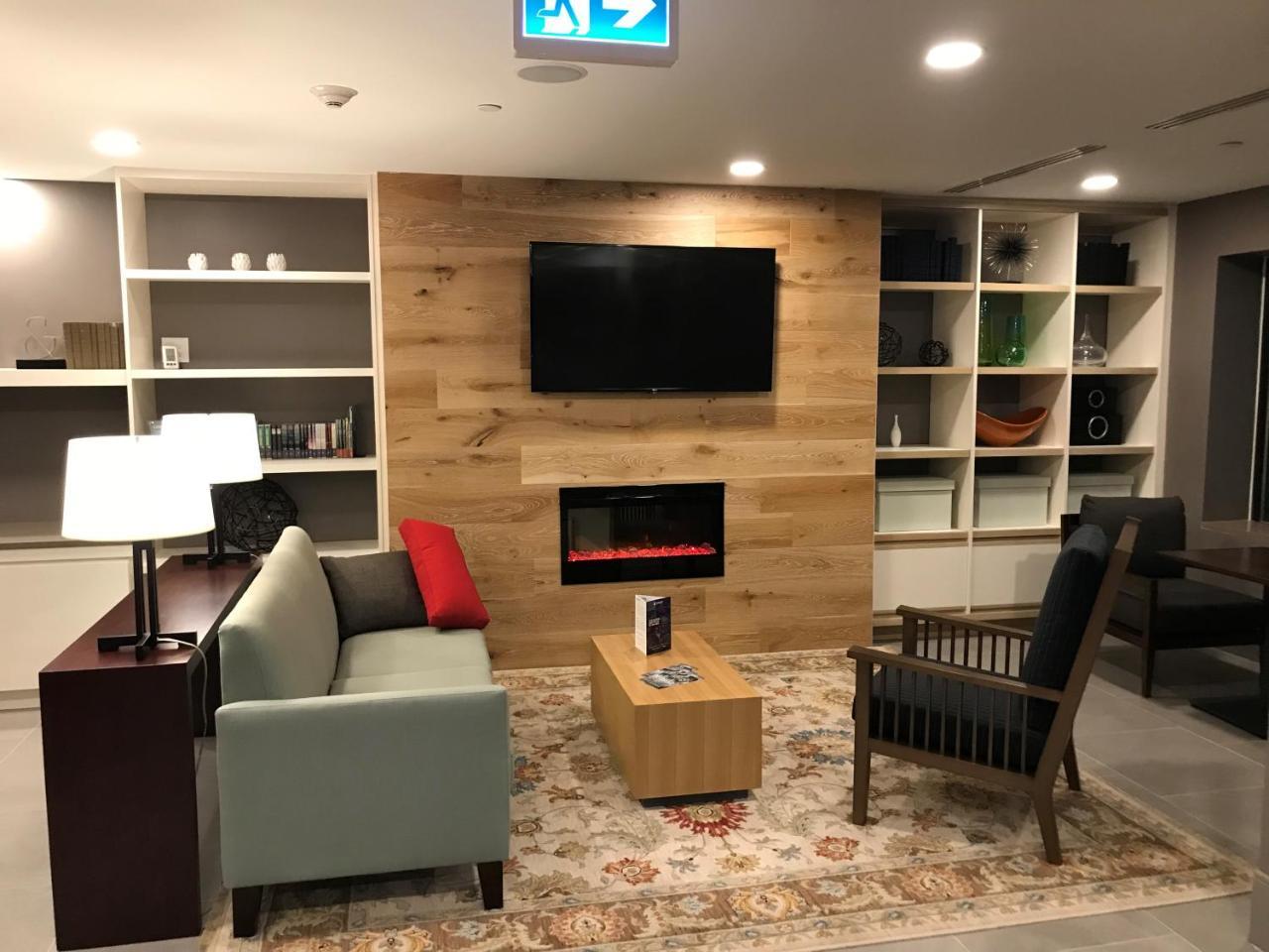 Country Inn & Suites By Radisson, Belleville, On Екстериор снимка