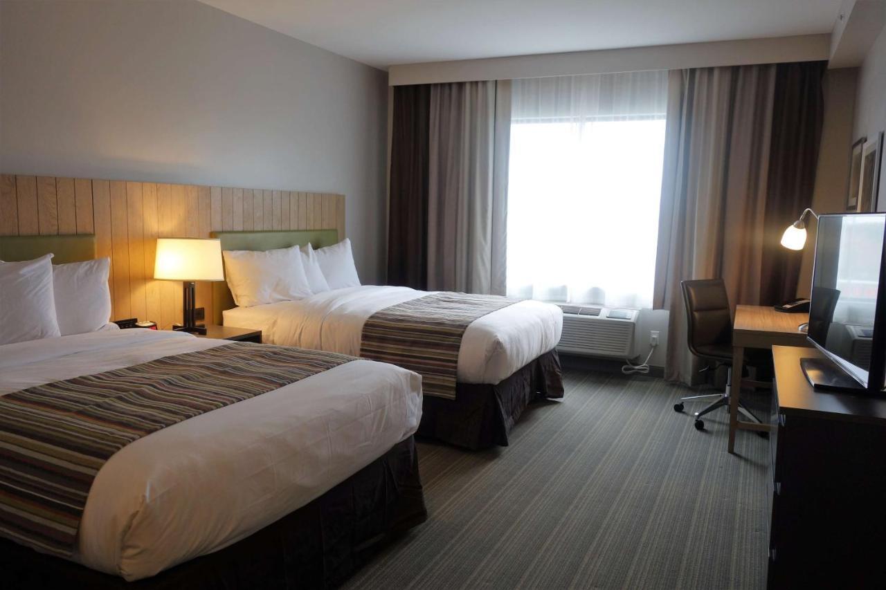 Country Inn & Suites By Radisson, Belleville, On Екстериор снимка